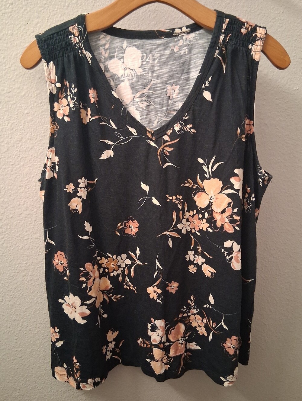 Maurices Sleeveless Blouse Black Floral 0X